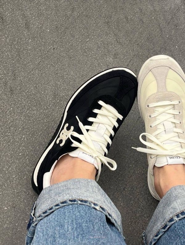 셀린느 트리옹프 레이서 스니커즈 (2color)