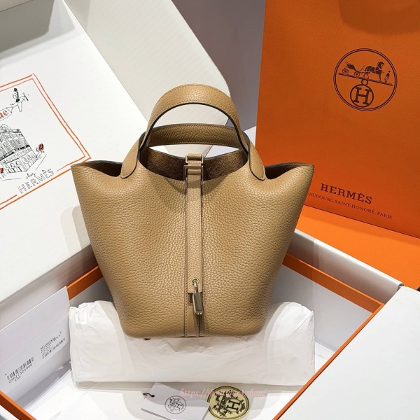 에르메스 피코탄 18