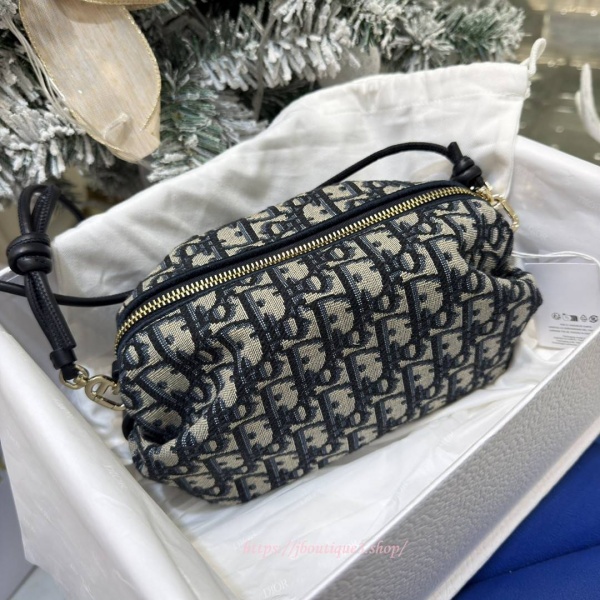 디올 보우 핸드백 파우치