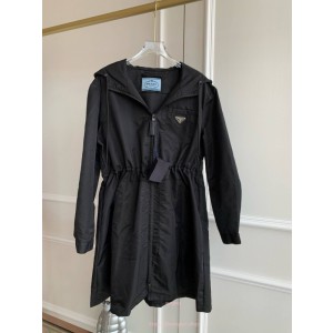 프라다 롱 바람막이 자켓