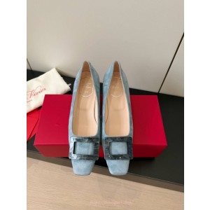 로저비비에 펌프스