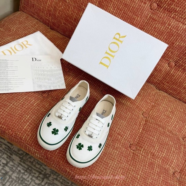 디올 솔트윈드 스니커즈