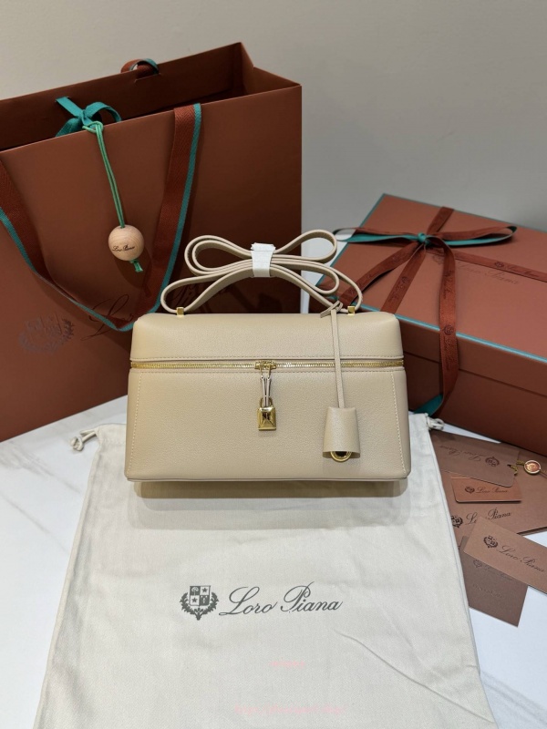 로로피아나 엑스트라 백 L27