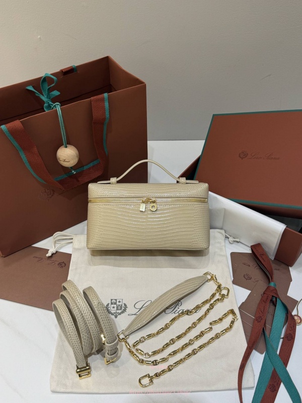 로로피아나 엑스트라 포켓 파우치 L19