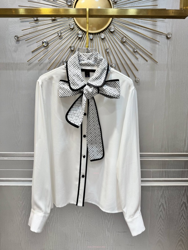 루이비통 모노그램 칼라 블라우스