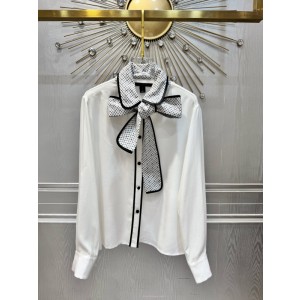 루이비통 모노그램 칼라 블라우스