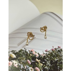 디올 CD Navy 귀걸이 이어링