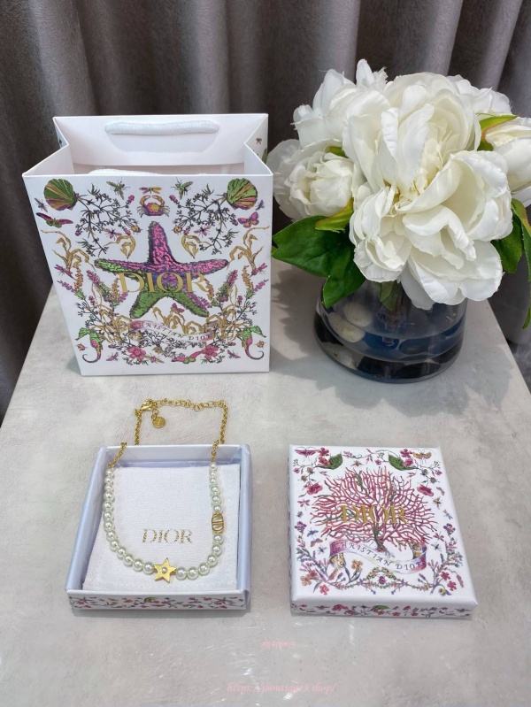 디올 럭키 디올 네크리스