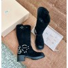미우미우 스웨이드 부츠