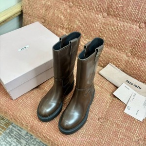 미우미우 부츠