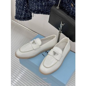 프라다 로퍼 (남녀 공용)