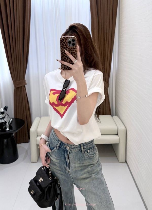 샤넬 반팔 티셔츠