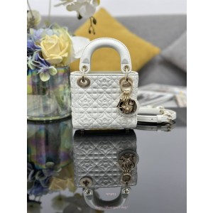 디올 Lady Dior 마이크로 백